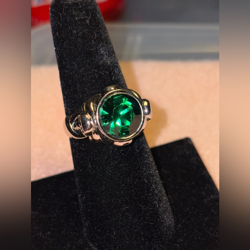 Silver Ring with Emerald Green Stone